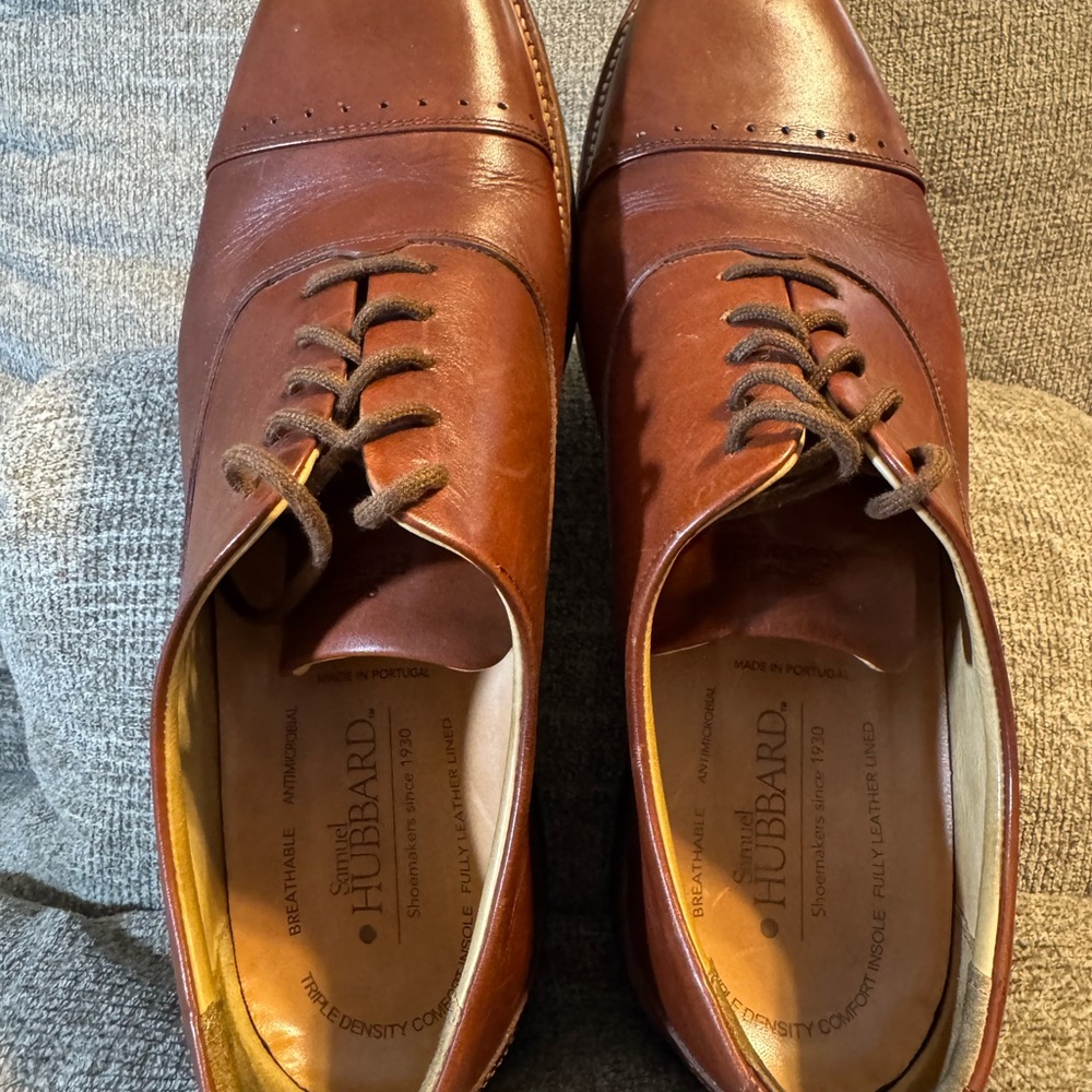 Samuel Hubbard Classic Brown Leather Oxfords - Picture 4 of 8